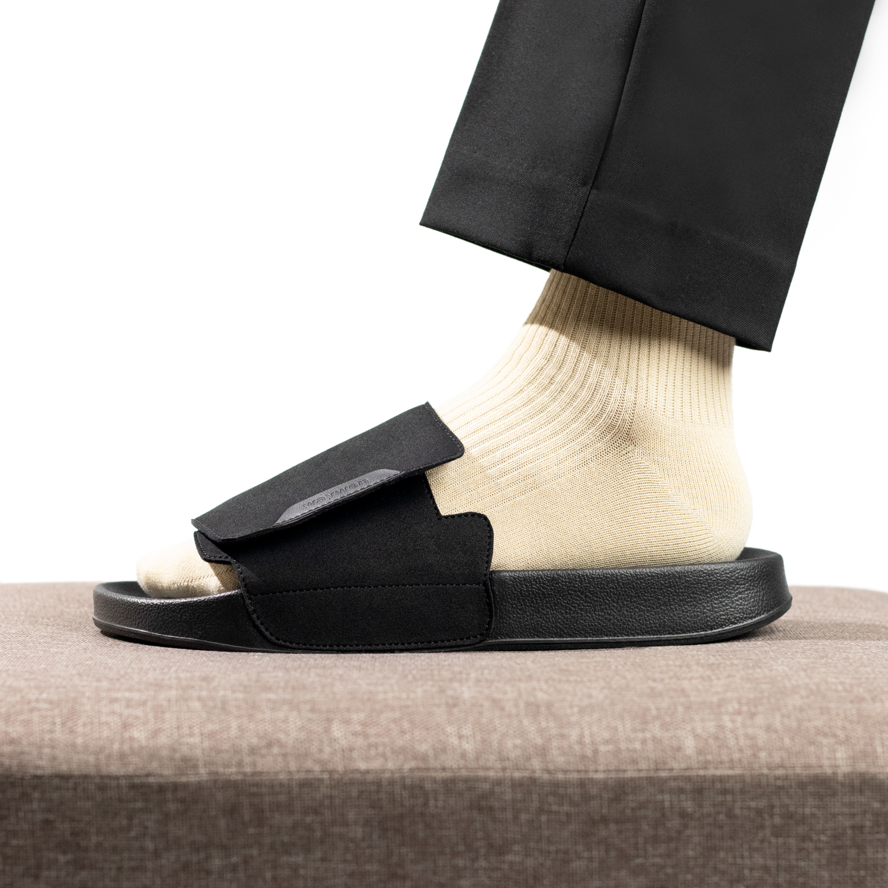 Royal GT - Jet Black